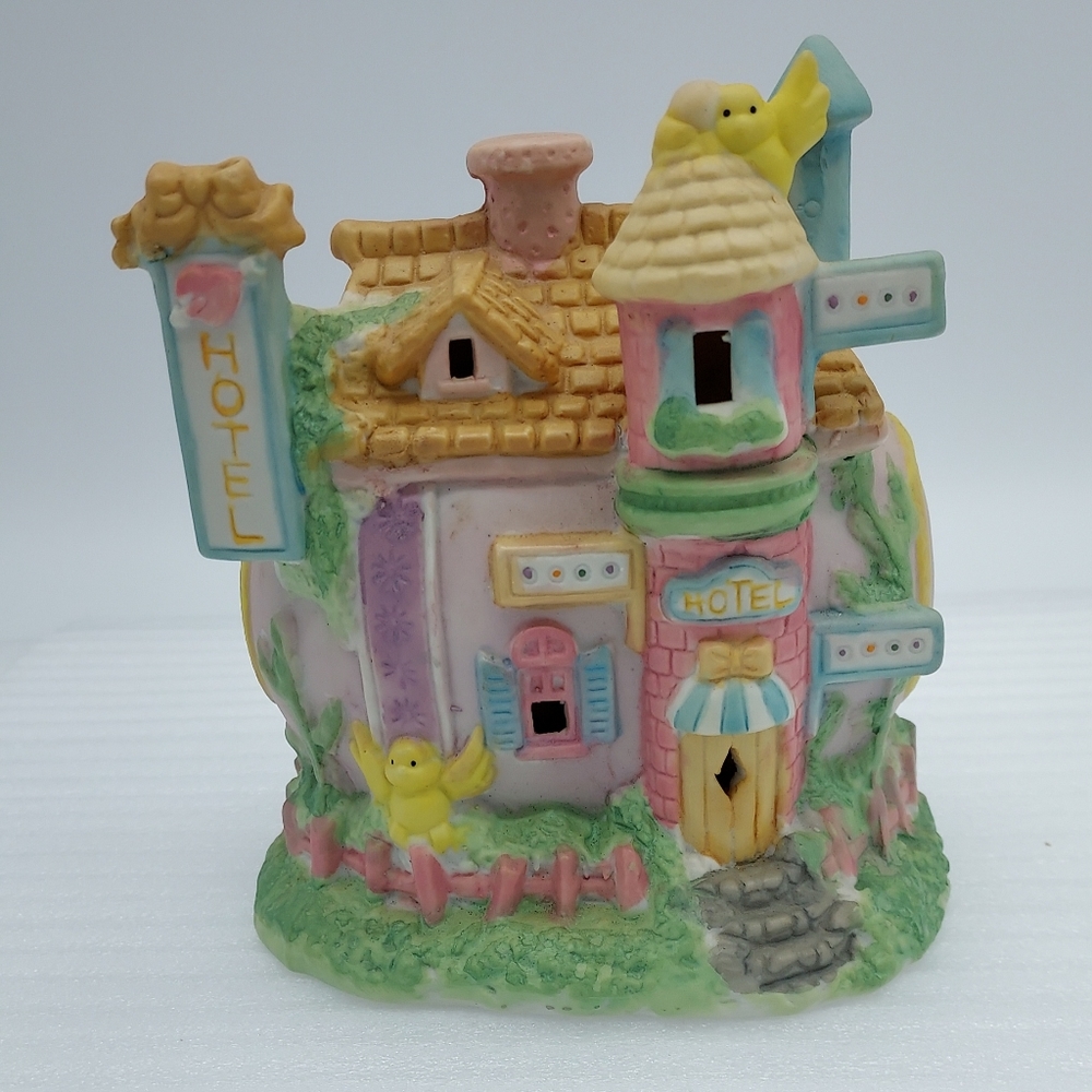 Easter Bunny Hotel House with Room for Mini Lights Too !!